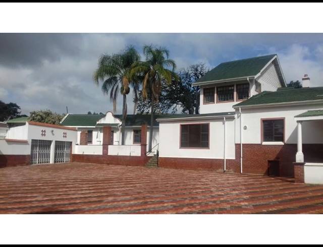 4,047M² BUSINESS TO LET IN ESTCOURT